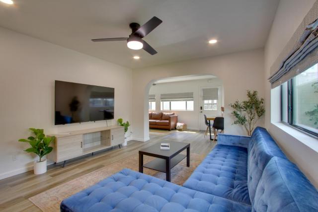 Walk to Papago Park: Condo w/ Community Perks!