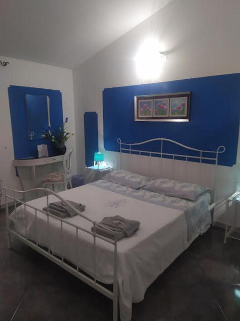 Locazioni Brevi La RosaViola GUEST ROOMS