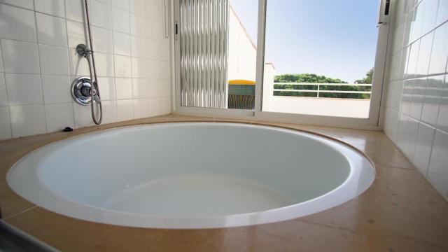 Casa Orquidies I by HR Costabrava