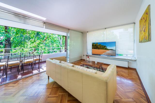 Ideal Space for 6 people - 3BR Costanera Center