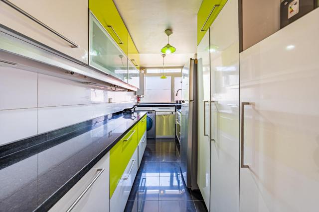 Ideal Space for 6 people - 3BR Costanera Center