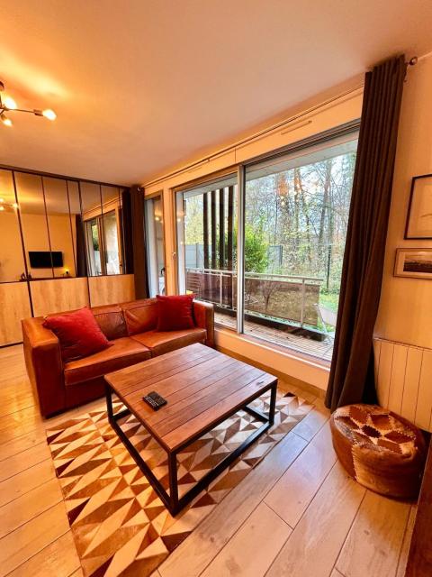 Le petit Hameau, t2 avec jardin et parking