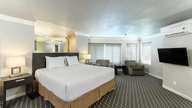 Alexis Park All Suite Resort