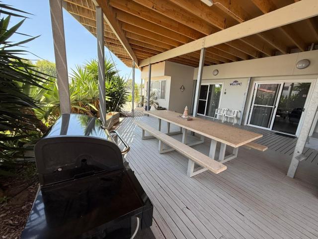 Marine Parade Holiday Unit 1