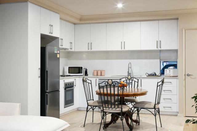 Mediterranean Retreat Pet-Friendly near Swan Valley
