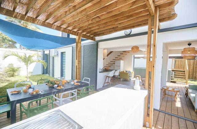 Villa Standing avec piscine, jardin, bord de mer