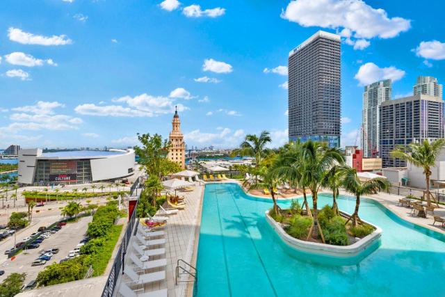 From 43th Floor a Luxury Condo Awaits For You!