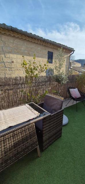Proche d'Uzès la Terrasse du soleil levant