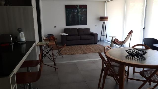 Dpto Av Las Condes lado Mall Sport