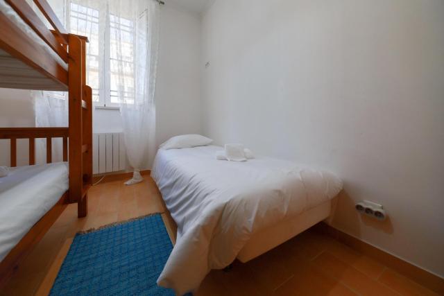 Olivas Apartment