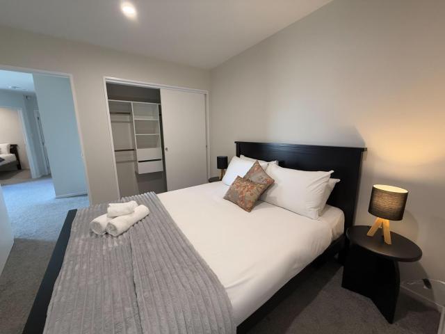 SkyStars Brand New Skyline Haven
