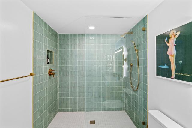 Luxury 2-Bdrm Condo in the Heart of Downtown Miami