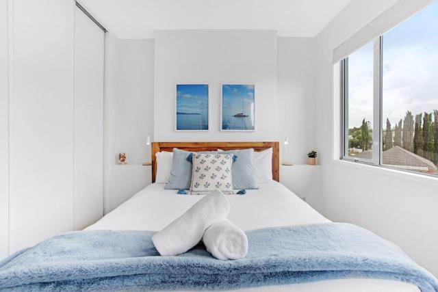 Takapuna Central Stylish 2BR Carpark Aircon