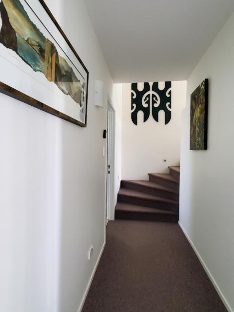 A Stone's Throw to Oamaru Central