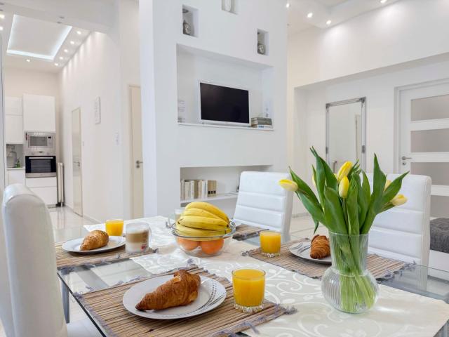 Izabellas Luxury Suite Downtown