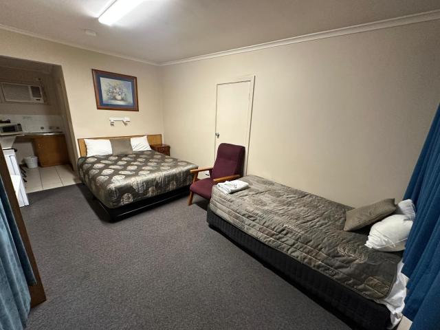 Tower Motor Inn