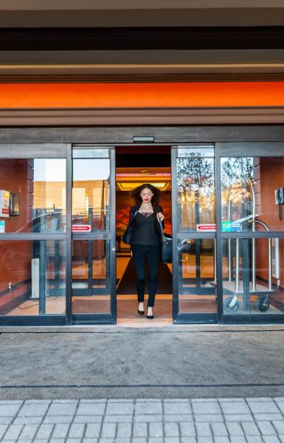 Best Western Premier Toronto Airport Carlingview Hotel