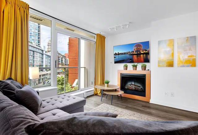 Stylish Condo in Downtown