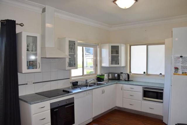 Adacos 19 On Sturt - Bring your own linen
