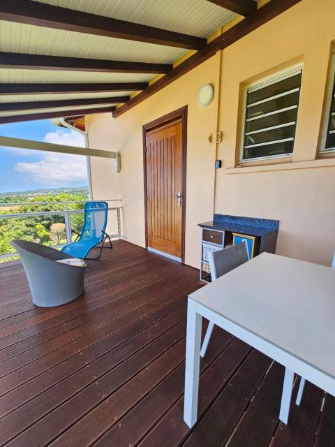 Appartement Emeraude vue sur mer et montagne