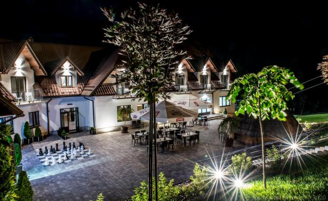 Hotel Kompleks Beskid z basenem i stokiem narciarskim - blisko Babiej Góry
