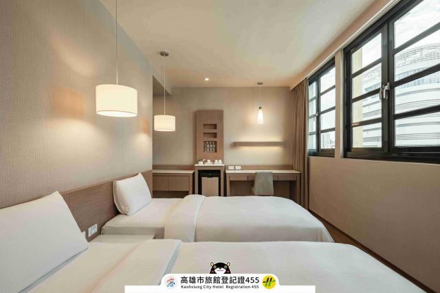 Kindness Hotel - Kaohsiung Main Station