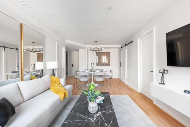 3BR Penthouse with Massive Private Rooftop