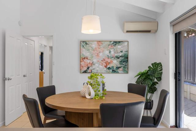 Spacious Family Getaway in West Leederville