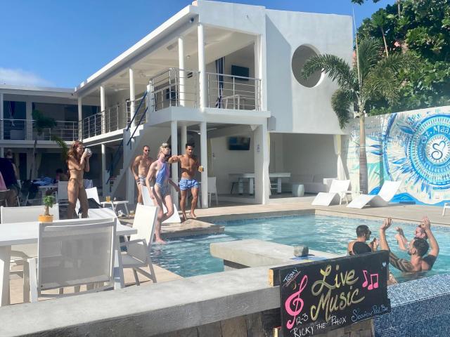 Seaview Beach Hotel