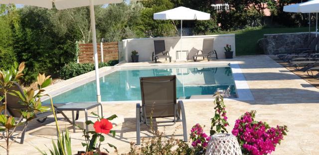 Hibiscus Suites - First Floor Suites 3 & 4