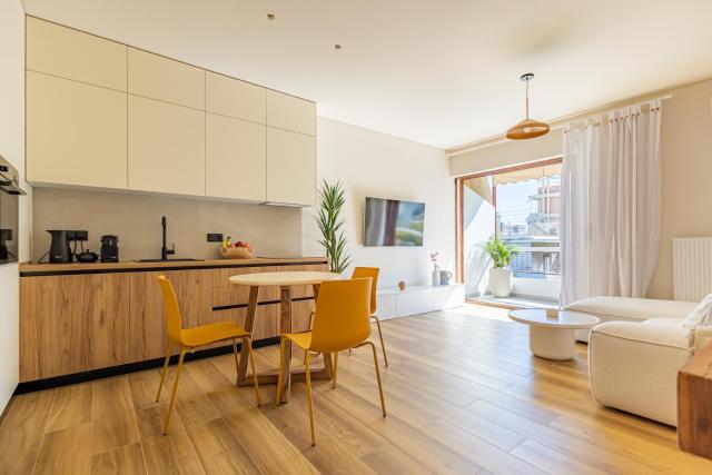Mandarin One Bedroom Apartment Varkiza