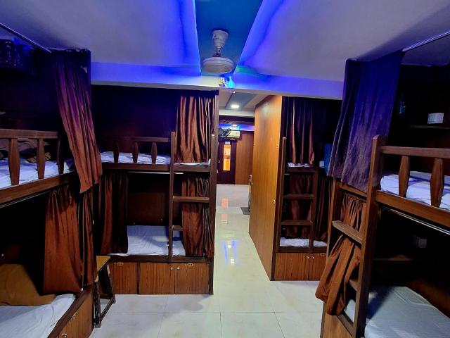 Neon Nest Dormitory Suits Asalpha Metro