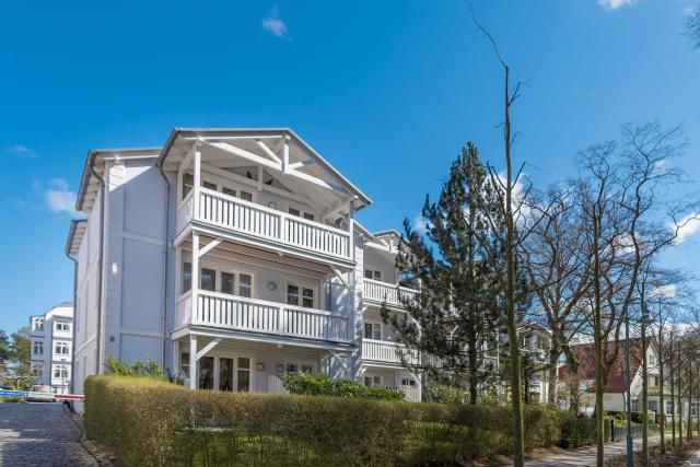 Residenz Prorer Wiek App 10 strandnah, mit Balkon by Unsere Urlaubszeit