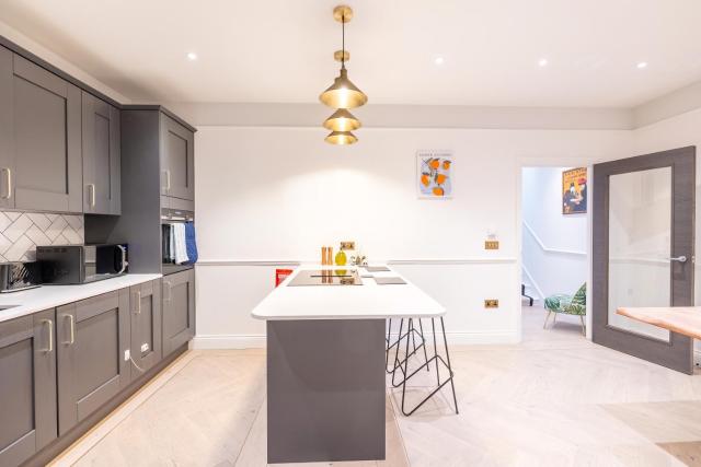 The Stanley By Allsquare Stay Modern 3 Bed 3 Bath