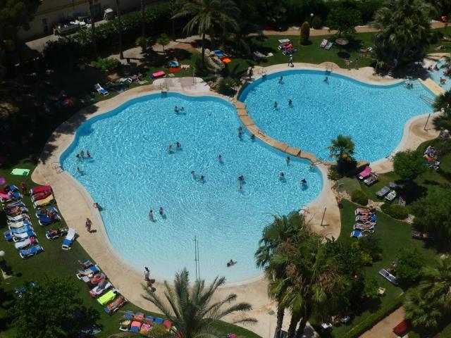2 bedroom apartment comfort with airconditioning - max 6 guests