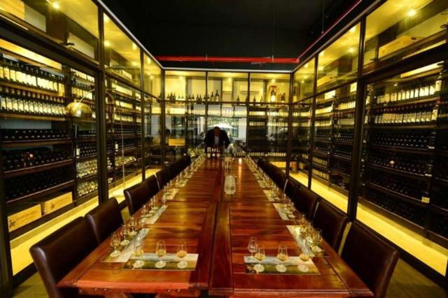 The Cozy Escape in Sandton Skye!