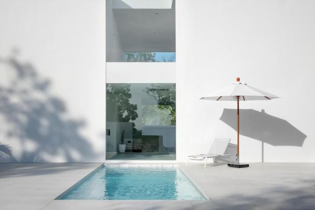 HER HUAHIN POOL VILLA