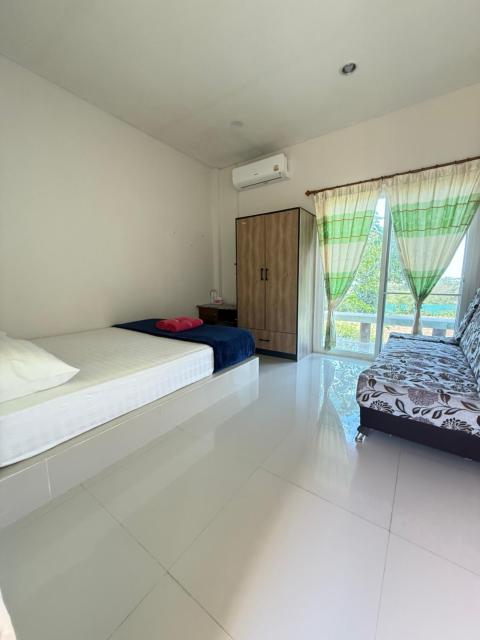PhaluaiHomestay พะลวยโฮมสเตย์