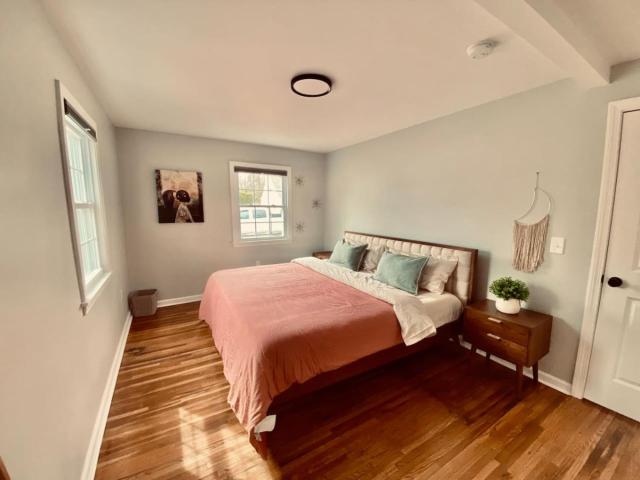 23 COMFORT AND LUXURY 3 BR 2 BA House