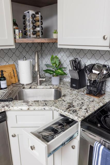Modern City Oasis: Pet Friendly | Downtown | Park