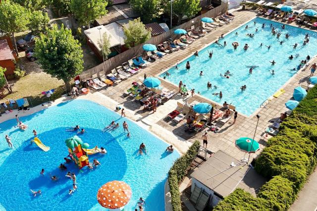 Dante Mobile Homes in Camping Classe Village