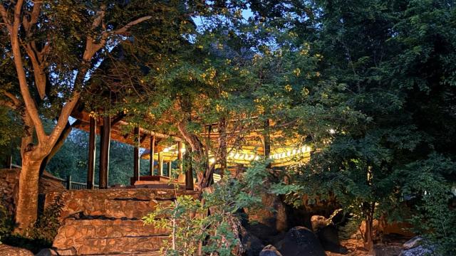 River Rock Lodge