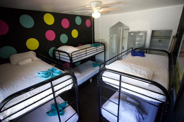 South Beach Rooms and Hostel