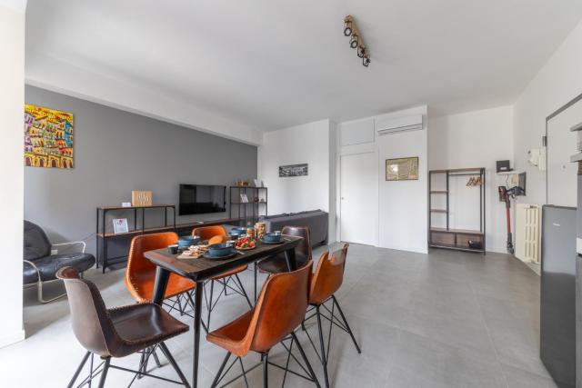 Modern and Comfortable Apartment in Cenisio Area