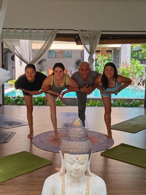Tattva Uluwatu, Surf & Yoga Retreat