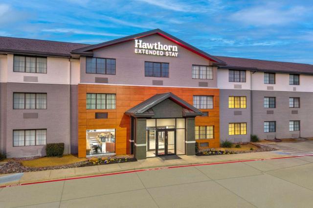 Hawthorn Extended Stay by Wyndham Bedford - Dallas