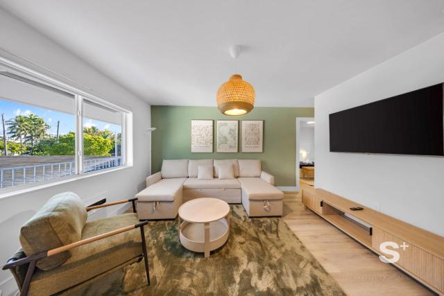 Modern 1-BD Miami Apt Gym, BBQ, Free Parking