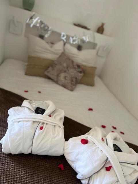 Détente absolue suite luxueuse avec balnéo et PS5