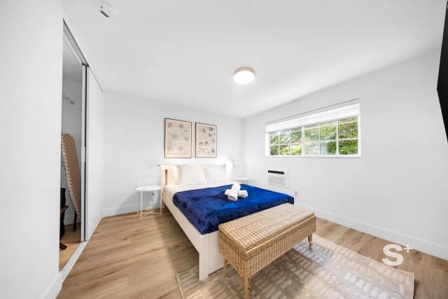 Sleek 1-BD Miami Apt Gym, BBQ, Free Parking