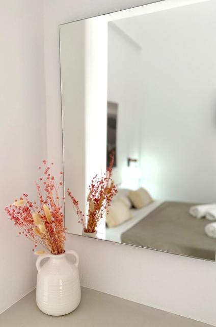 Giasemi Fira Studios